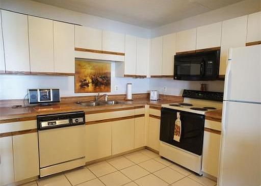 2nd image of 100 Cove Way Unit 905