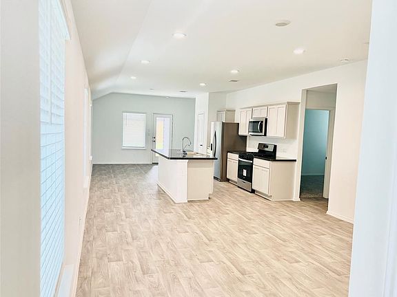 4th image of 5410 Auburn Gardens Ct