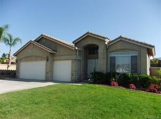 1070 Misty Meadow Cir, Corona, CA 92881