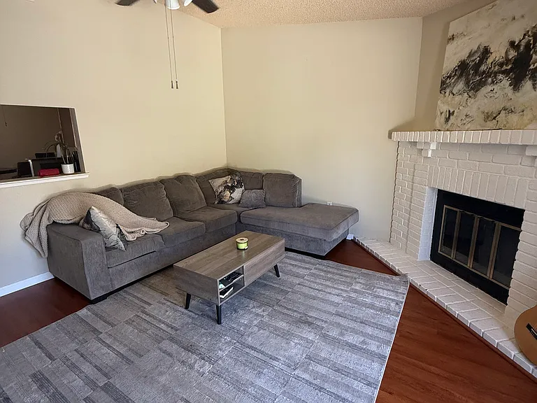 818 Portugal Way — Photo 8