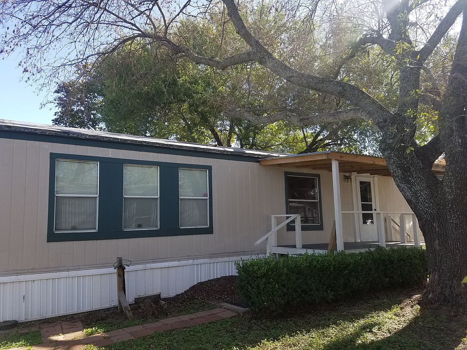 1st image of 2601 Robinson Dr Trailer 2