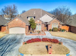 9961 Birkenhead Ct, Yukon, OK 73099