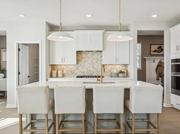 16310 Comstock Ln N, Osseo, MN 55369