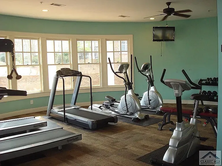 1035 Barnett Shoals Rd #233 — Photo 6