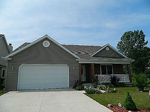 1st image of 124 Village Green Dr