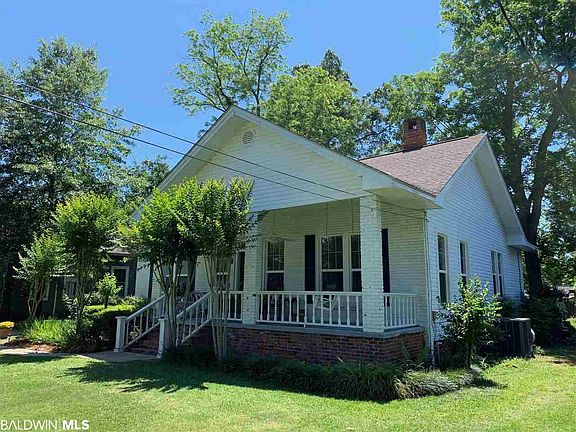 3rd image of 621 Belleville Ave