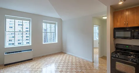 Rented by Pinnacle City Living