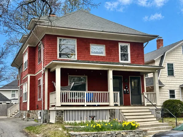 9 Grasmere Road, Portland, ME 04101