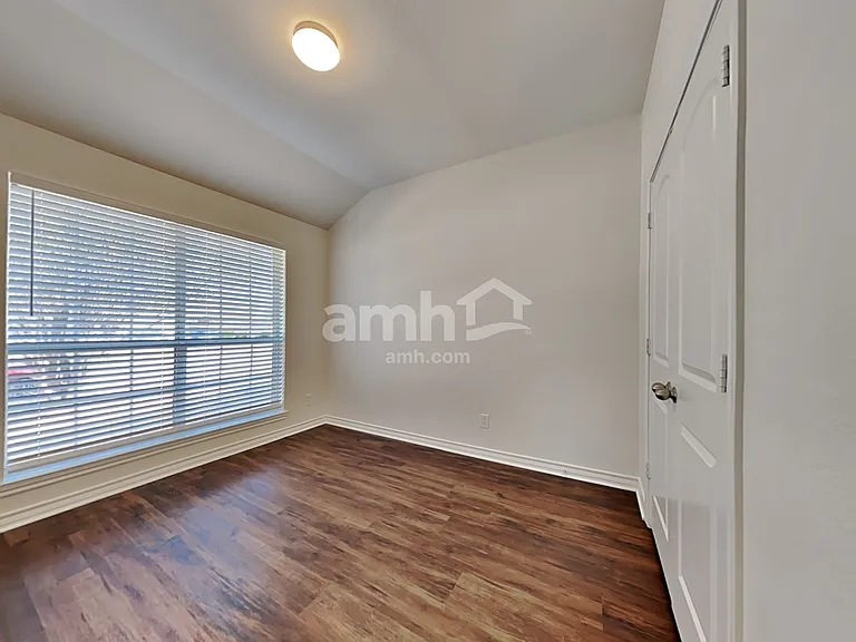 908 Mesa Vista Dr — Photo 14