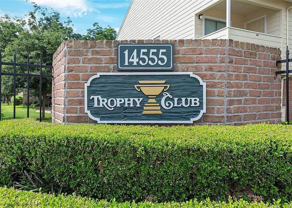 Trophy Club is a well-maintained complex.