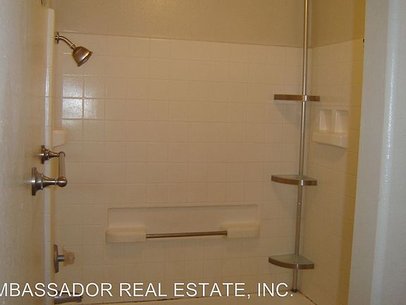 2nd image of 3541 Paseo De Francisco Unit 241
