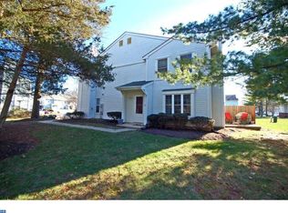 96 Almond Dr, Somerset, NJ 08873