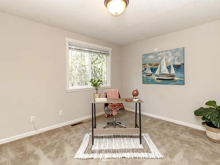 2nd bedroom upstairs