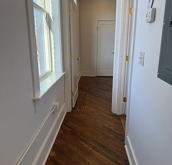 901 5th St #302 — Photo 10