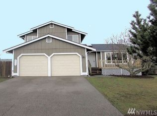 9702 Pinedrop Dr SE, Lacey, WA 98513