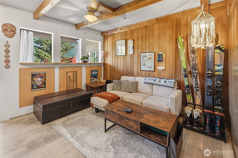 5th image of 223 Hyak Drive E #617
