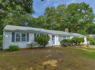 143 Nottingham Dr, Centerville, MA 02632