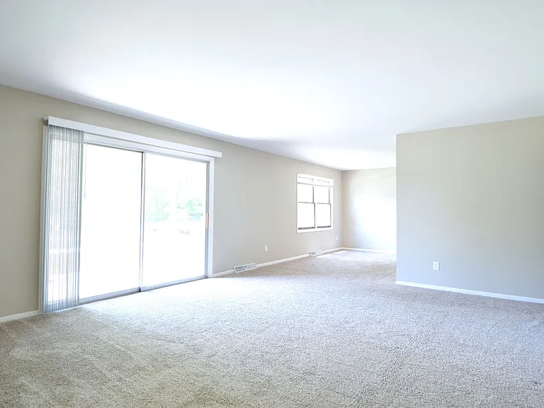Woodland Reserve Apartments — Photo 101