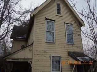 137 Mills Ave, Braddock, PA 15104