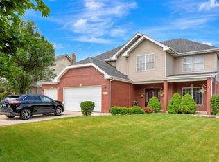 16746 Swift Arrow Dr, Lockport, IL 60441