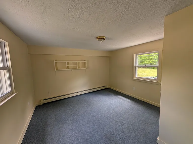 22 Jenny Ln — Photo 21