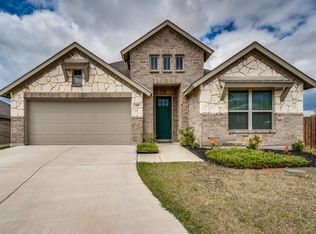 109 Sonterra Ct, Waxahachie, TX 75167