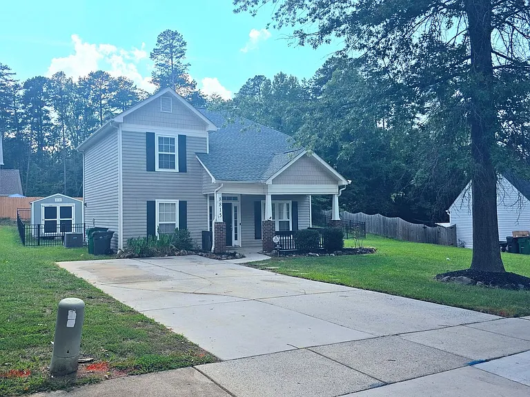 8815 Korniv Dr — Photo 1