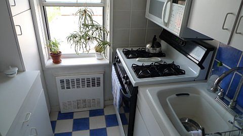 Kitchen w/ocean view