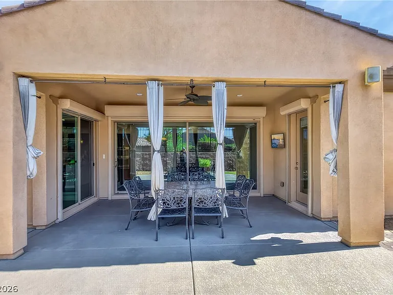 2852 Josephine Dr — Photo 36