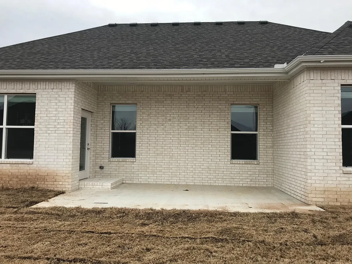 Building Photo - 7930 Longspur Ave