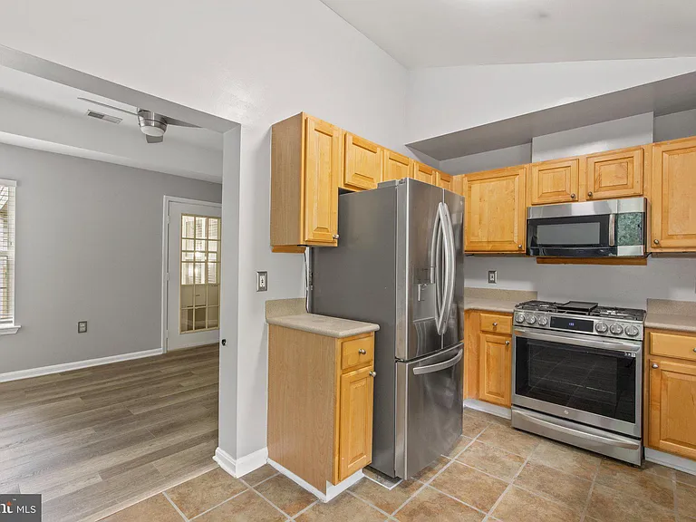 15605 Everglade Ln #A-303 — Photo 11