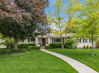 2356 Haviland Rd, Upper Arlington, OH 43220