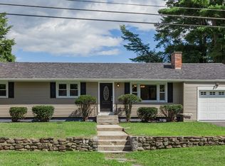 73 Flint St, Springfield, MA 01129