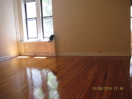 Rented by Magnone Real Estate | media 35