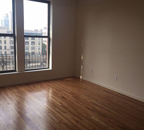 4th image of 427 Fort Washington Ave APT 5F