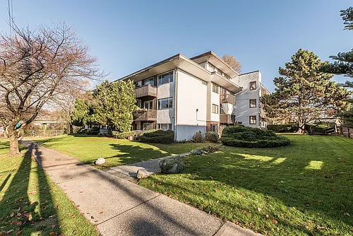 2320 Woodland Dr #7-301 Photo 1