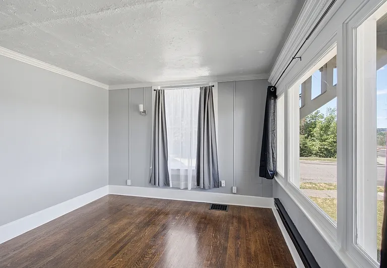 2623 W Maxwell Ave #2 — Photo 1