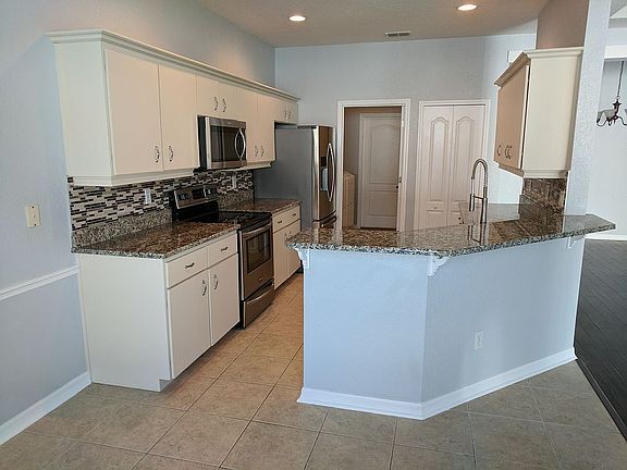 3rd image of 3169 Steamboat Ridge Rd