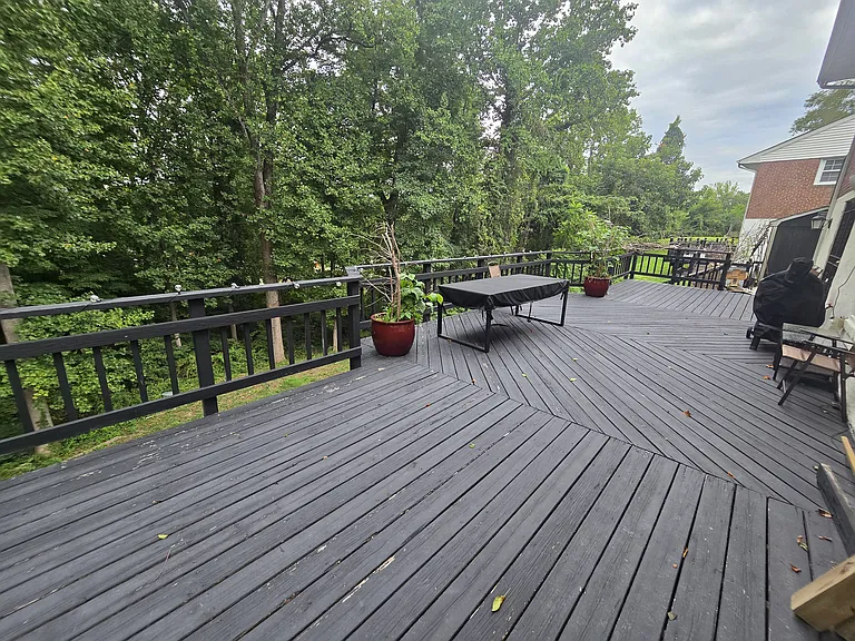 6808 Darby Ln — Photo 3