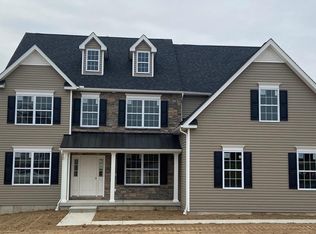 213 Abigail Dr #28, Bushkill Township, PA 18064