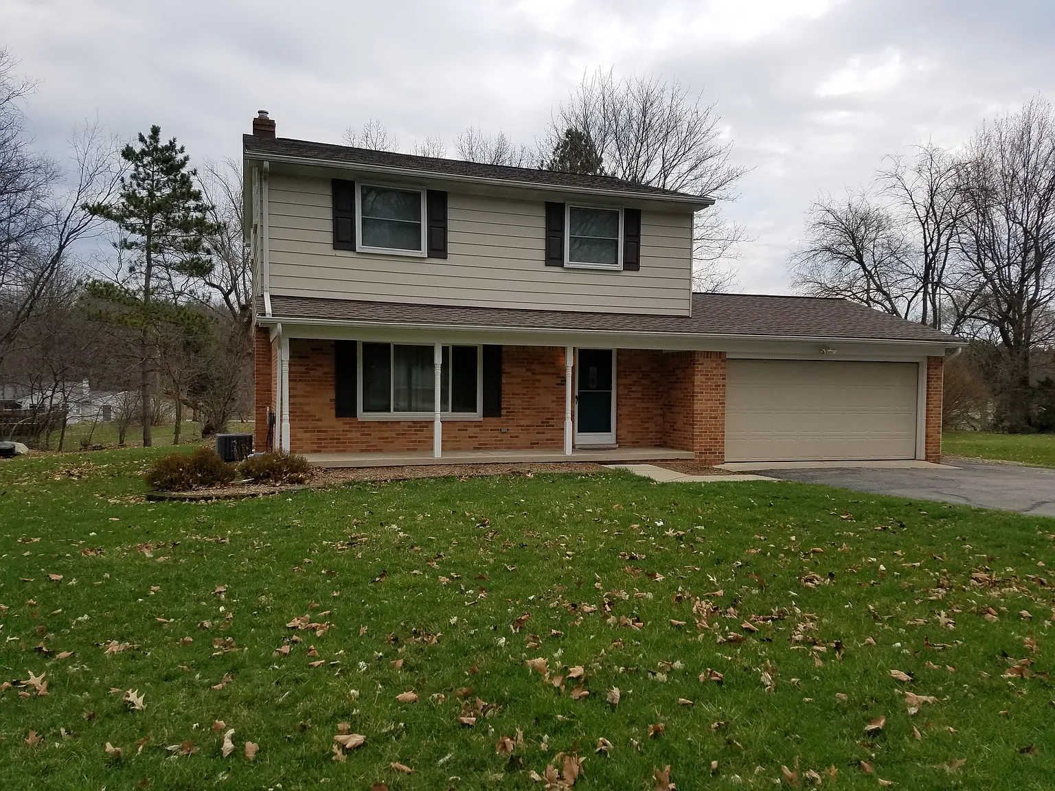 2527 Kathleen Dr photo 1