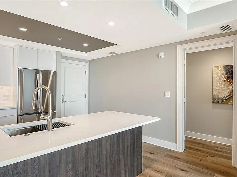1350 Main St #1407 — Photo 13
