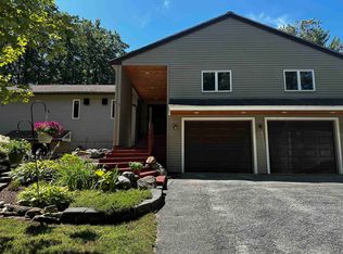 11 McKinney Dr, Hudson, NH 03051