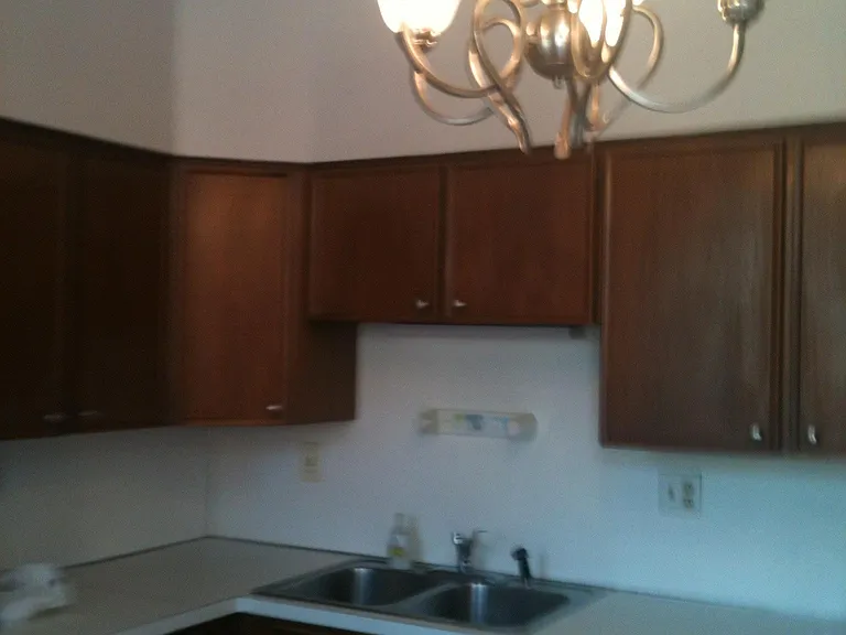 615 Mohawk St — Photo 8