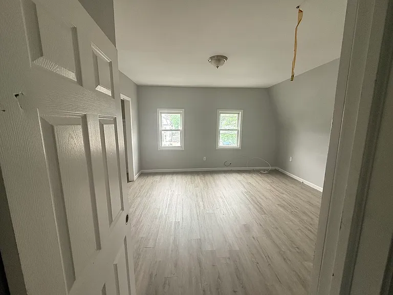 231 Amherst St #3 — Photo 10