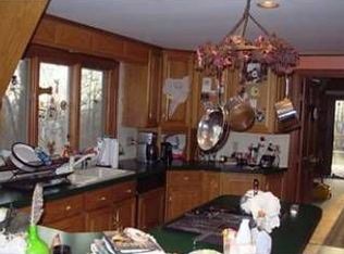 9 Laurel Ln, Reinholds, PA 17569