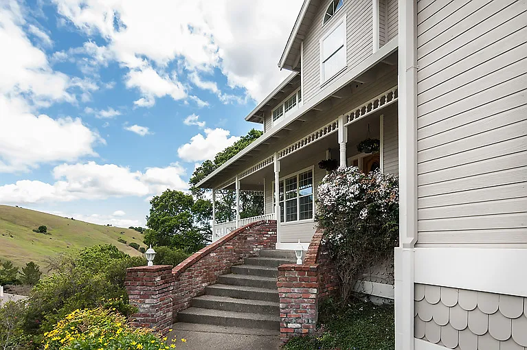 51 Oak Valley Dr photo 1