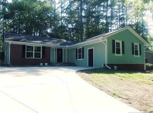 909 Tanbarkway Rd, Sanford, NC 27330