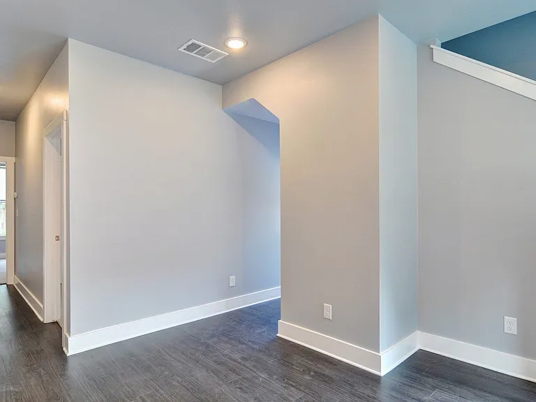 2514 Forest Park Blvd — Photo 28
