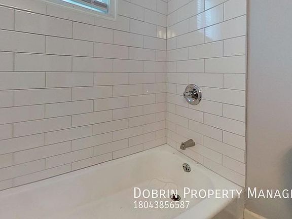 2nd image of 2414 Lancelot Ave